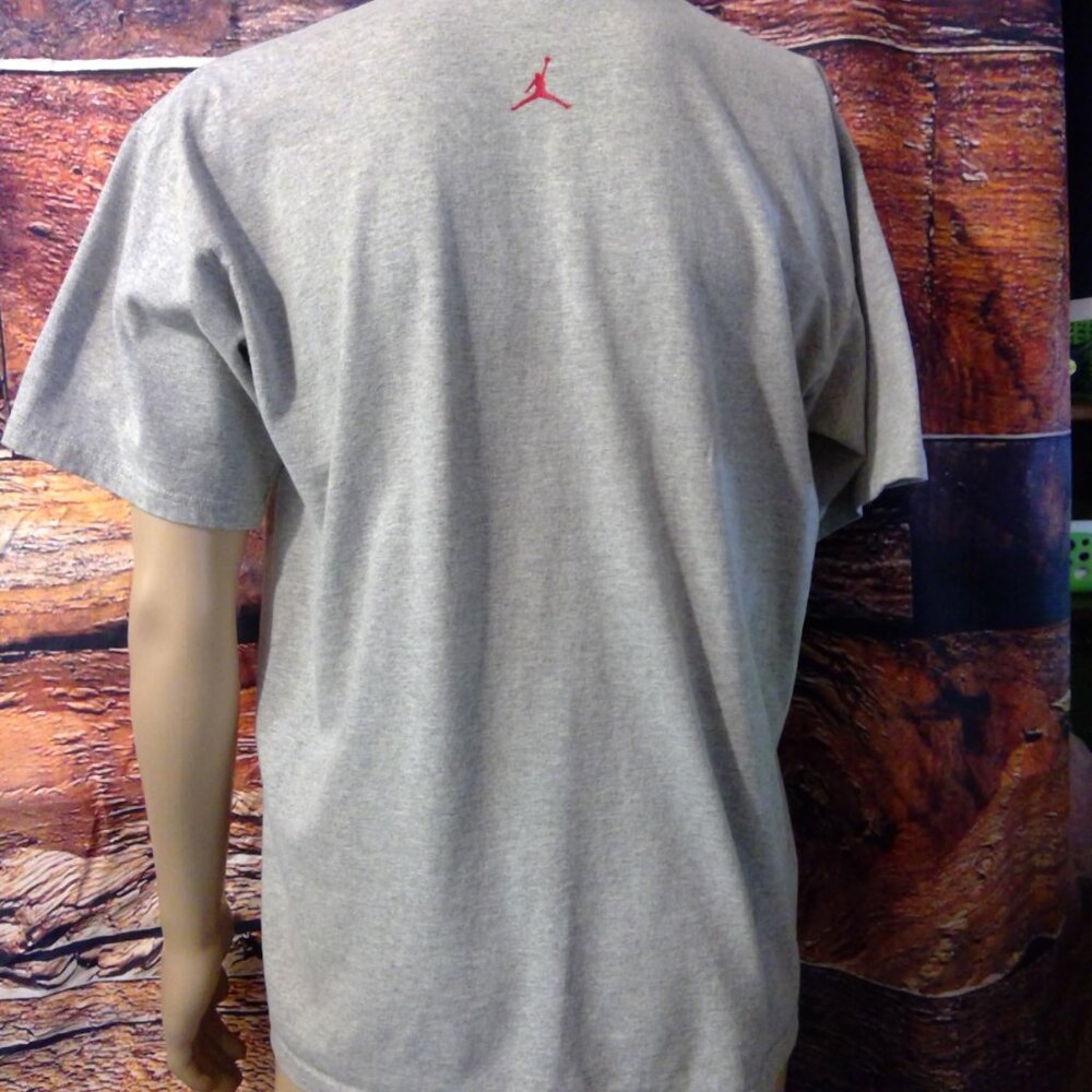 Nike Air Jordan Men's Grey T-Shirt (M) - Picture 3 of 7